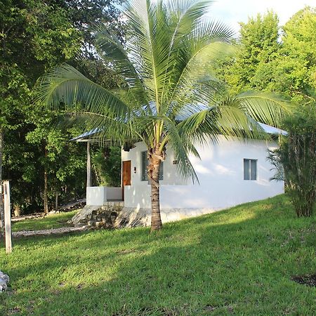 אל רמאטה Maya Zac Peten Jungle Lodge מראה חיצוני תמונה
