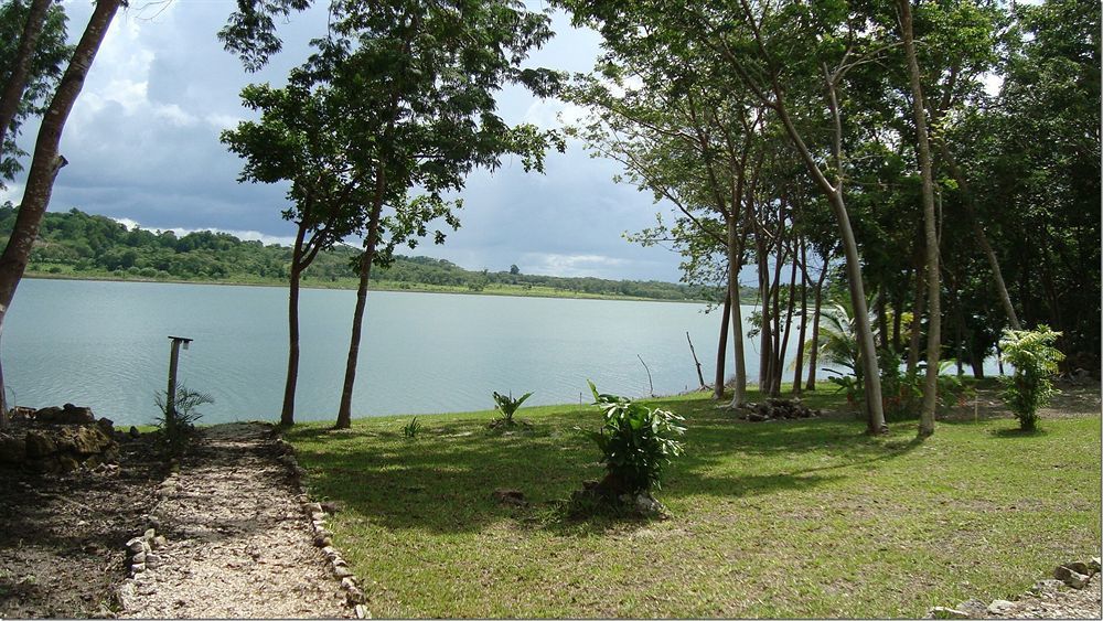 אל רמאטה Maya Zac Peten Jungle Lodge מראה חיצוני תמונה