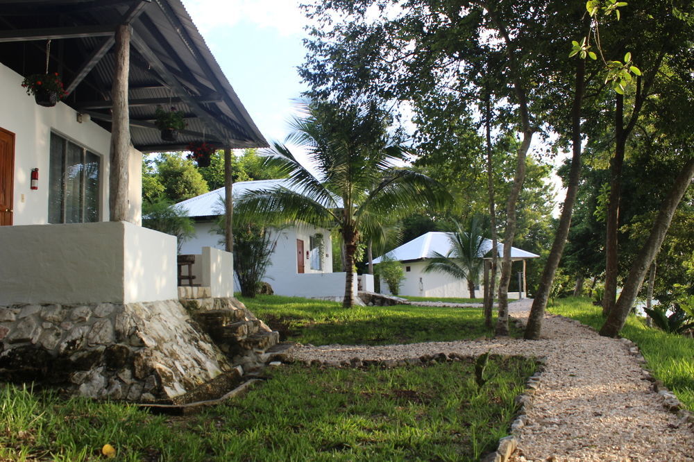 אל רמאטה Maya Zac Peten Jungle Lodge מראה חיצוני תמונה