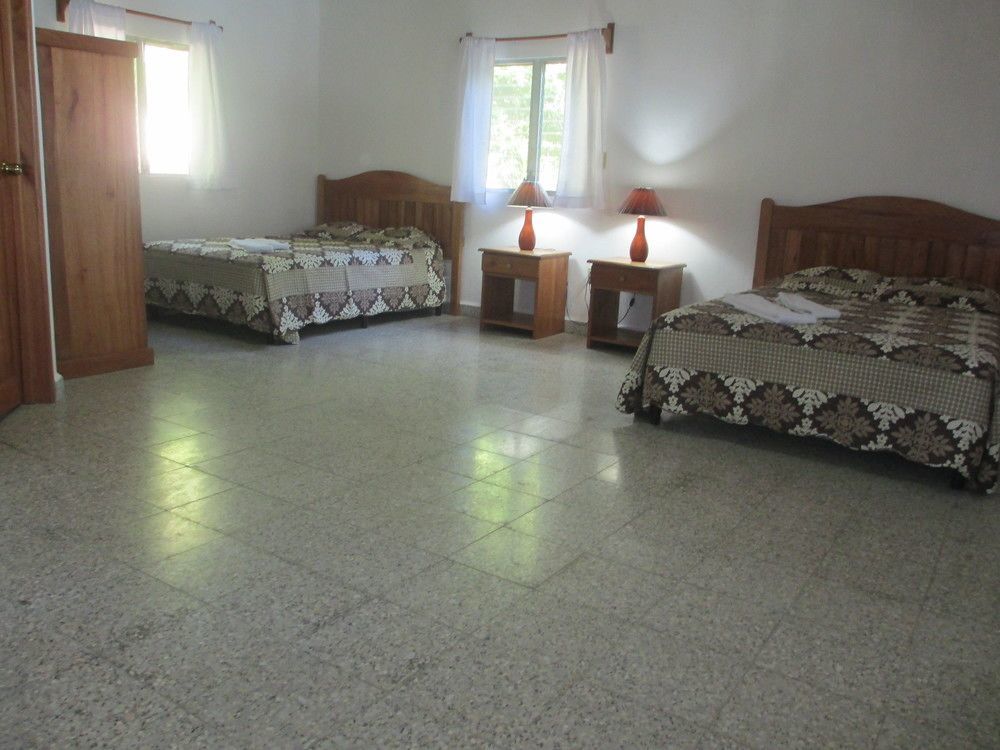 אל רמאטה Maya Zac Peten Jungle Lodge מראה חיצוני תמונה