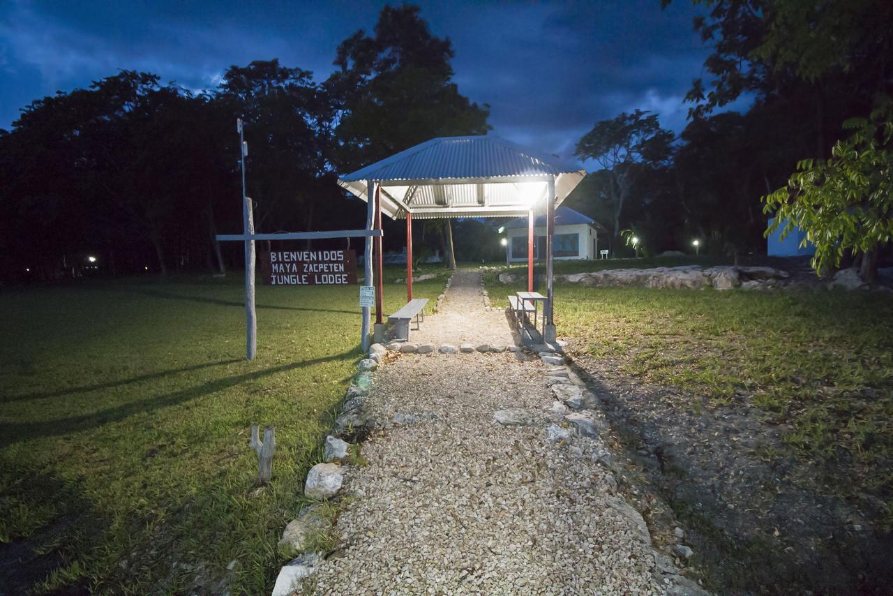 אל רמאטה Maya Zac Peten Jungle Lodge מראה חיצוני תמונה