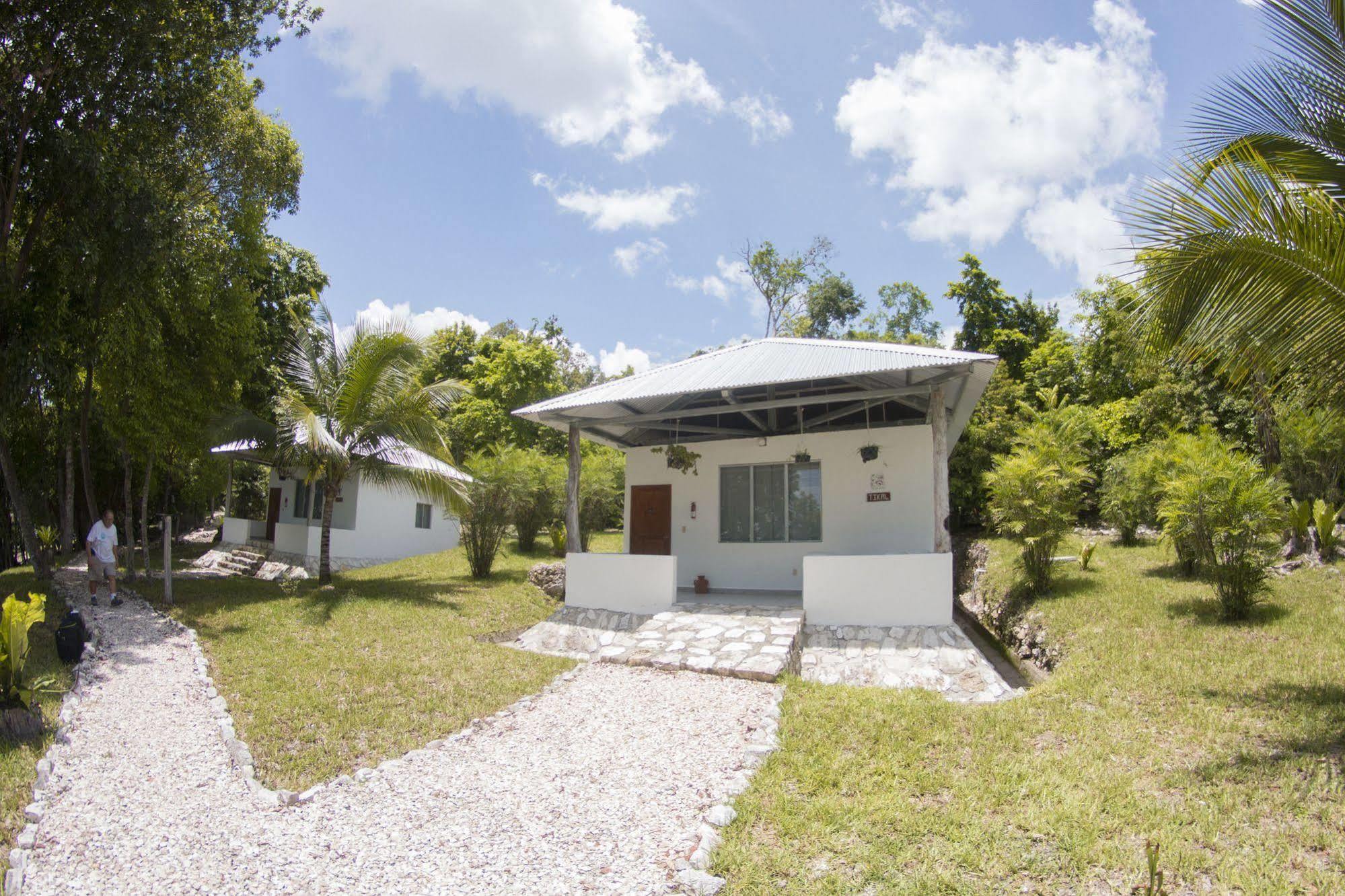 אל רמאטה Maya Zac Peten Jungle Lodge מראה חיצוני תמונה