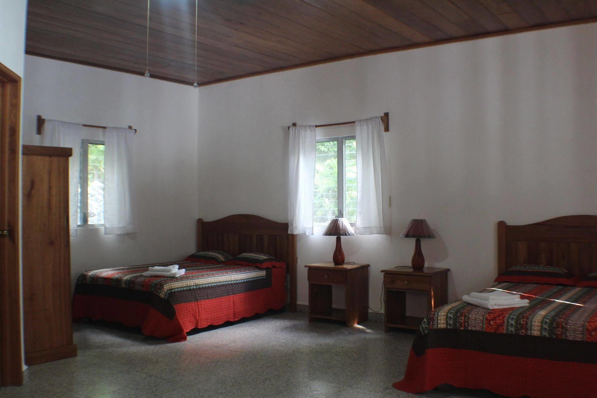 אל רמאטה Maya Zac Peten Jungle Lodge מראה חיצוני תמונה