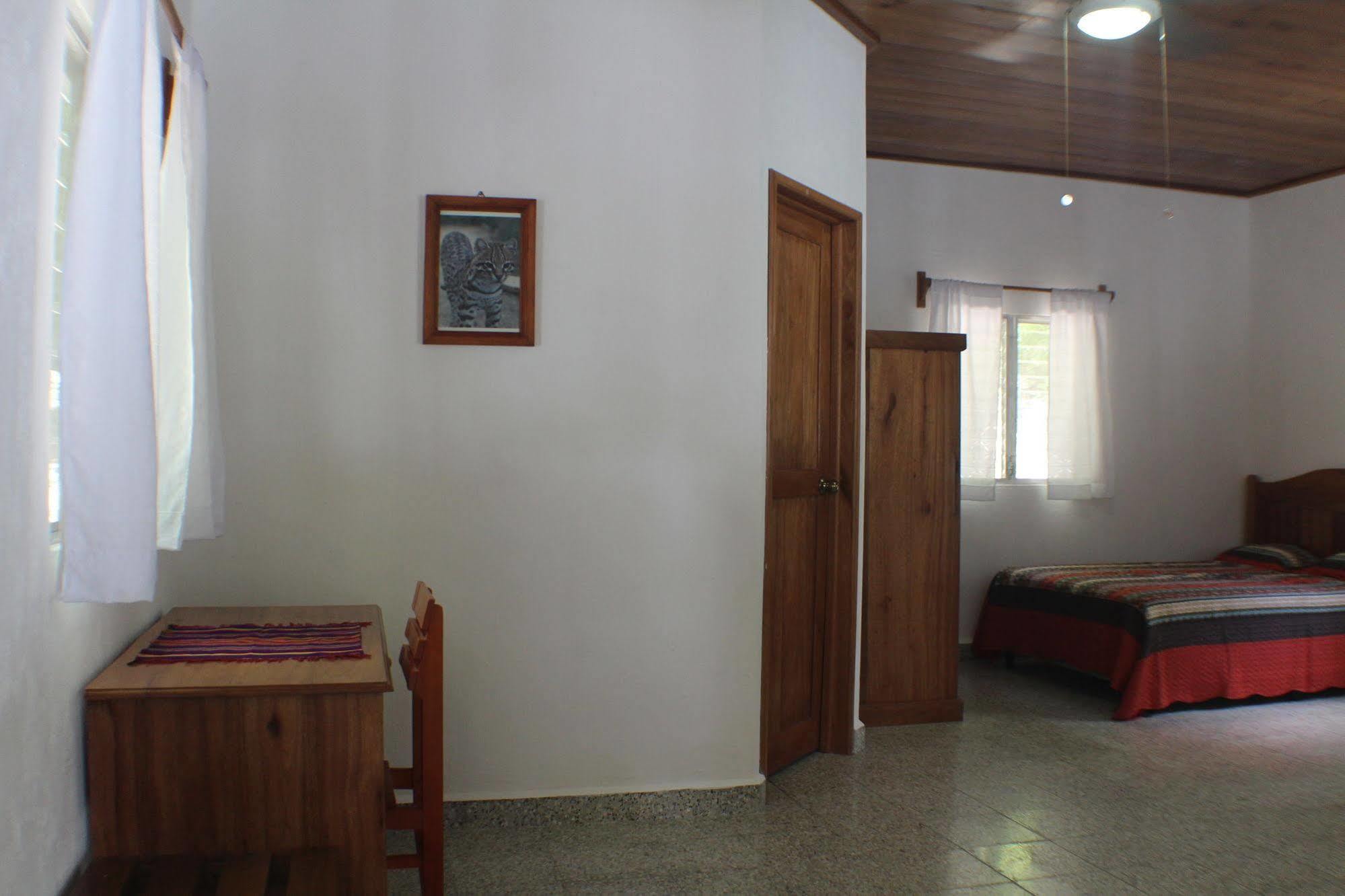 אל רמאטה Maya Zac Peten Jungle Lodge מראה חיצוני תמונה